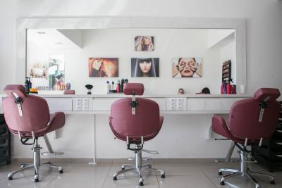 Empty hair salon