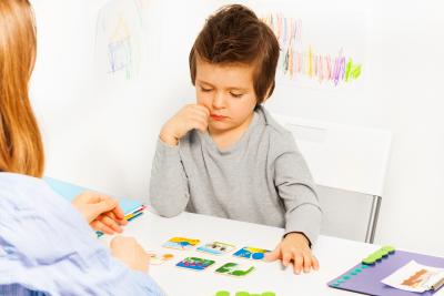 Understanding brain activity when you name what you see