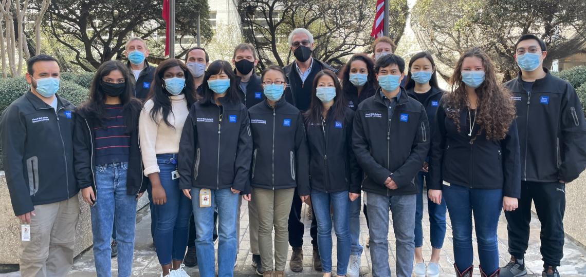 Finnell Lab Group Photo 2021