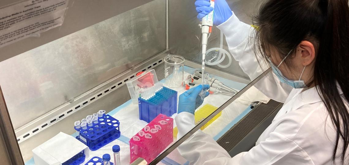 Moran Lab - research hood