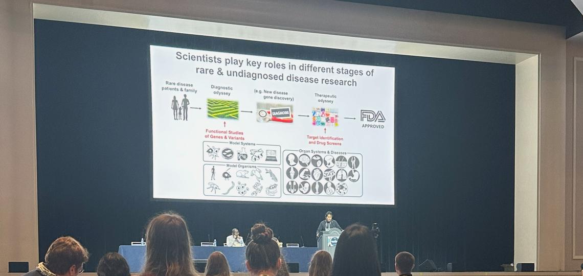 Dr. Shinya Yamamoto giving talk at ASHG 2023