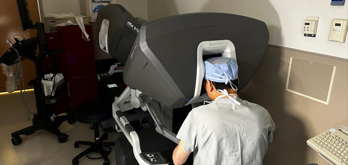 Dr. Kenneth Liao performs one of the first successful fully robotic heart transplants in the US. 