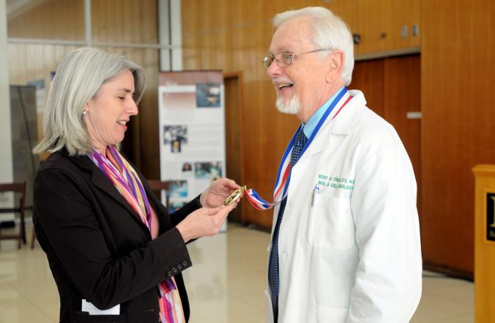 Dr. Peggy Goodell with Dr. O'Malley at the National Medal of Science Reception.