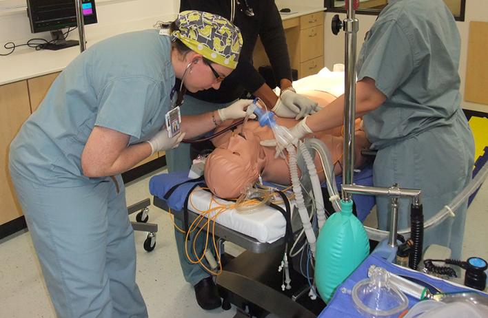 residents in anesthesiology simulation lab
