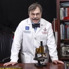 Photo of Peter Hotez