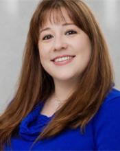 Holly Prevost headshot