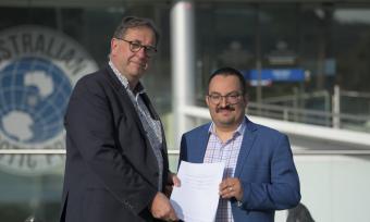 Dr. Jeff Ayton, AAP Chief Medical Officer (left) and Dr. Emmanuel Urquieta, TRISH Chief Medical Officer (right), are leading the collaborative work in Antarctica.   Credit: Simon Payne/AAD 