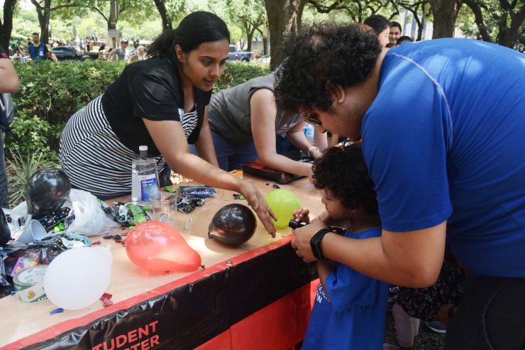 BCM students sharing their love for science at the March for Science.