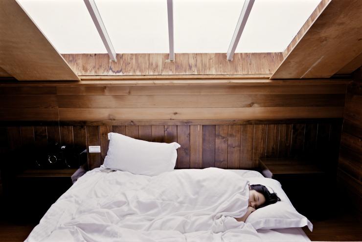 Dr. Philip Alapat discusses whether there are health benefits to taking a nap.