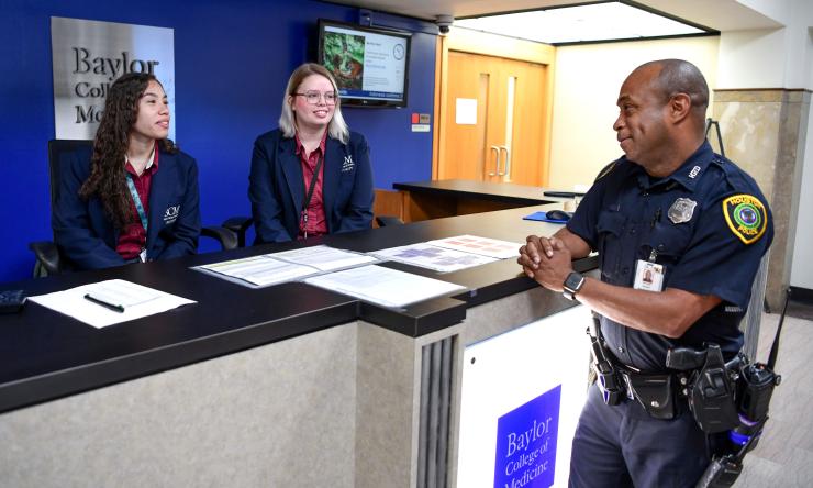 Front Desk Security Staff