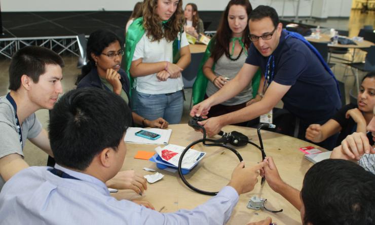 2015-global-hackathon-photo-2