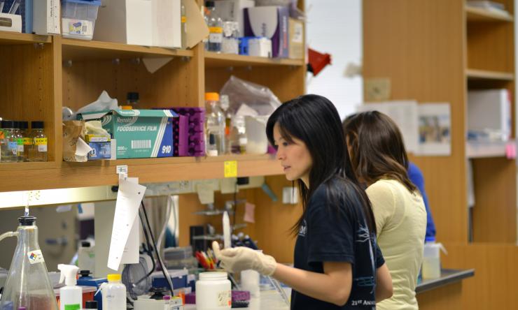 Two women in the lab