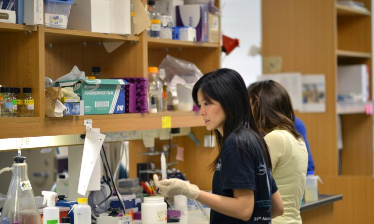 Two women in the lab