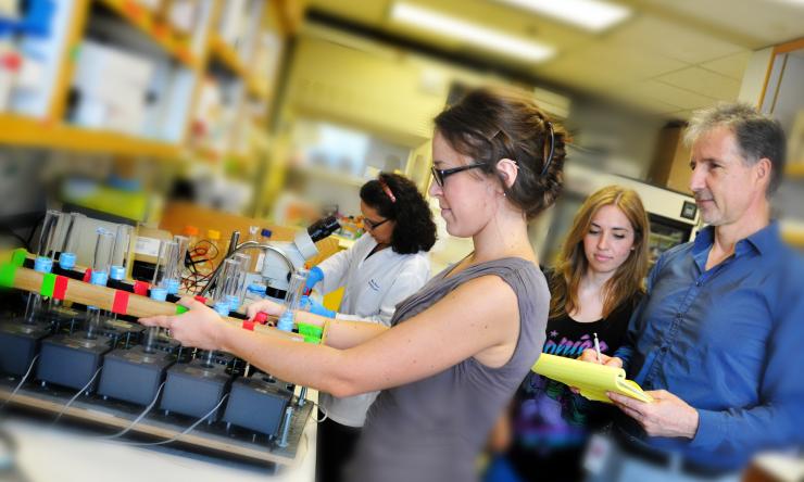 Baylor College of Medicine is the only stand-alone biomedical institution ranked among the top 50 colleges and universities in the nation for research and development expenditures by BestColleges.com.