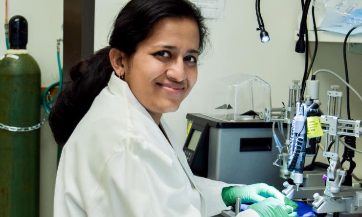 Roshni Christo designs fluorescent constructs which allow us to tag individual dendritic spines as they undergo plasticity.